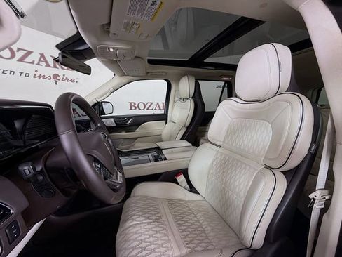 Used 2020 Lincoln Navigator L Black Label AWD/4WD image 25