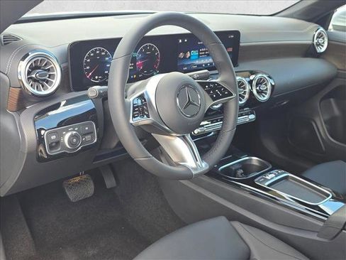 New 2026 Mercedes-Benz CLA 250 image 9