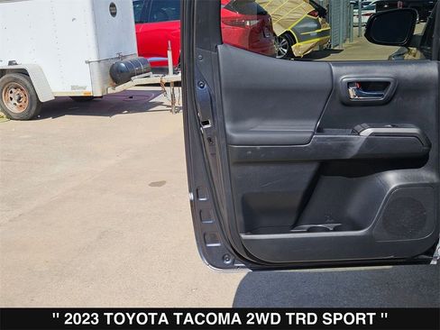 Used 2023 Toyota Tacoma TRD Sport image 18