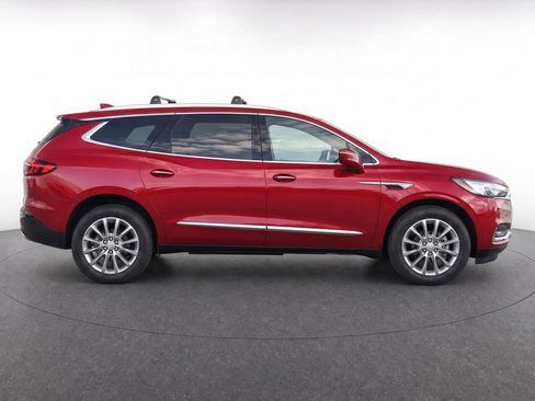 Used 2020 Buick Enclave Essence w/ Sound and Sites Package AWD/4WD image 8