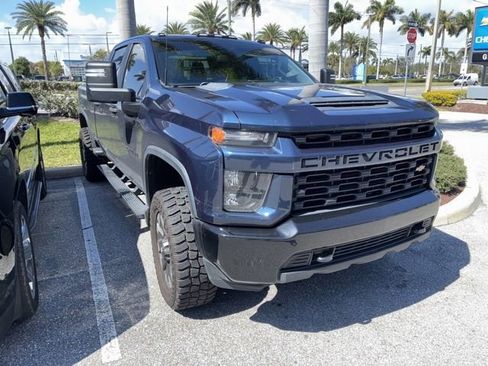 Used 2021 Chevrolet Silverado 2500 Custom w/ Safety Confidence Package image 1