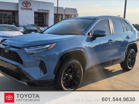 Certified 2023 Toyota RAV4 SE AWD/4WD image 1