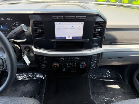 Used 2024 Ford F250 XLT AWD/4WD image 18