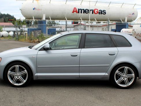 Used 2010 Audi A3 2.0T Premium Plus FWD image 4