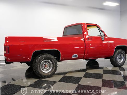Used 1987 Chevrolet C/K Truck 1500 AWD/4WD image 14