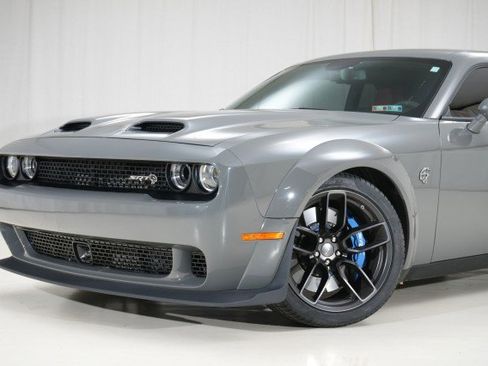 Used 2023 Dodge Challenger SRT Hellcat image 8