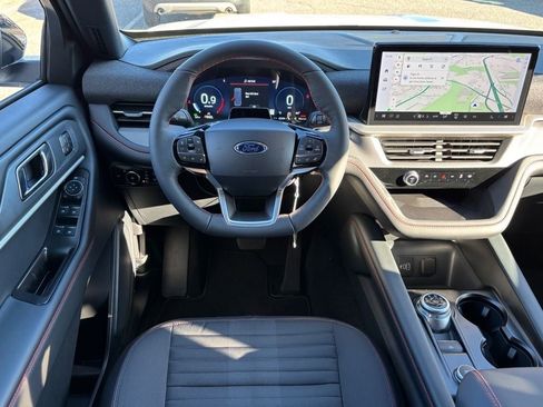 New 2026 Ford Explorer ST-Line w/ Premium Package image 14