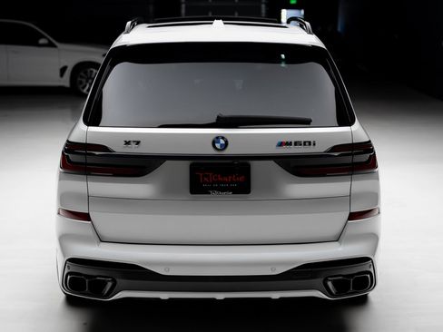 Used 2024 BMW X7 M60i AWD/4WD image 25
