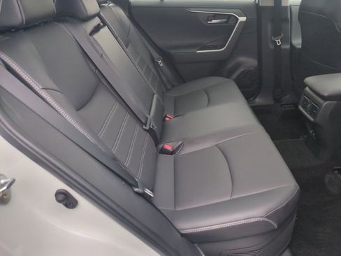 Used 2023 Toyota RAV4 Limited image 20