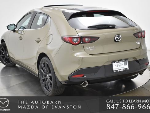 Certified 2025 MAZDA MAZDA3 Carbon AWD/4WD image 5