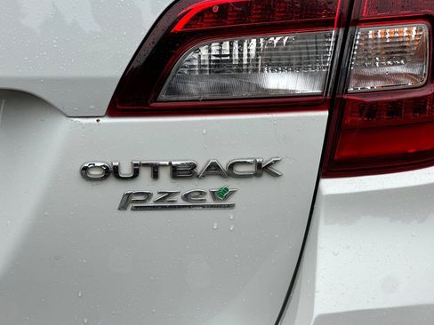 Used 2015 Subaru Outback 2.5i Premium image 26