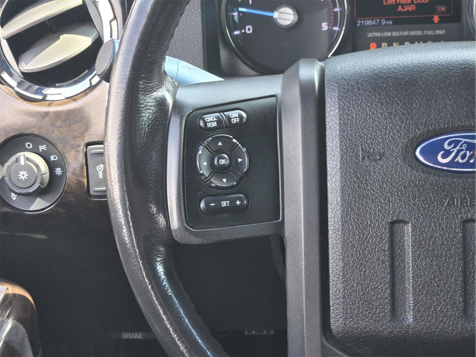 Used 2013 Ford F350 Platinum w/ FX4 Off Road Pkg AWD/4WD image 28