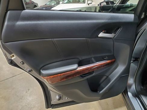 Used 2010 Honda Crosstour EX-L image 25