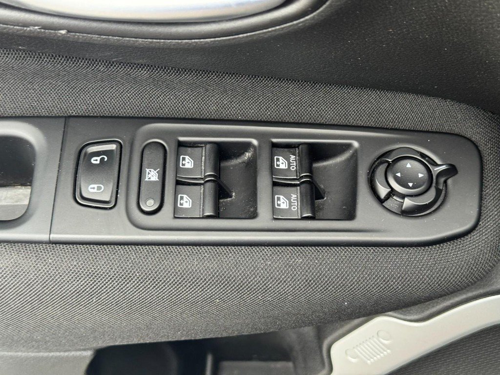 Used 2021 Jeep Renegade Sport AWD/4WD image 15