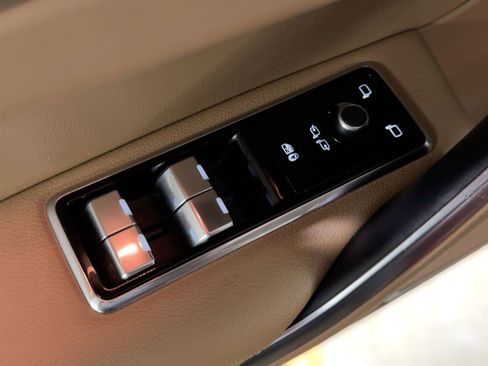 Used 2022 Jaguar F-PACE S image 13