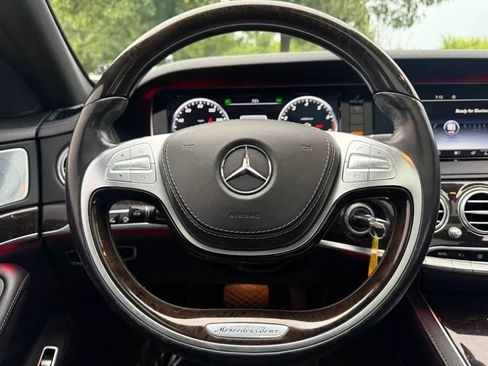 Used 2017 Mercedes-Benz S 550 4MATIC Sedan w/ Premium Package image 21
