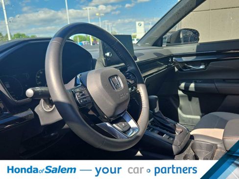 Used 2024 Honda CR-V Sport Touring image 2