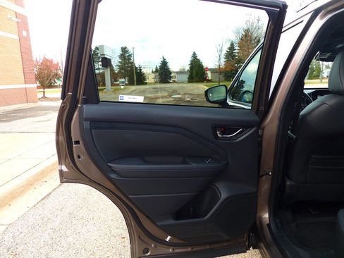 Used 2025 Subaru Forester Limited w/ Popular Package #2 image 37