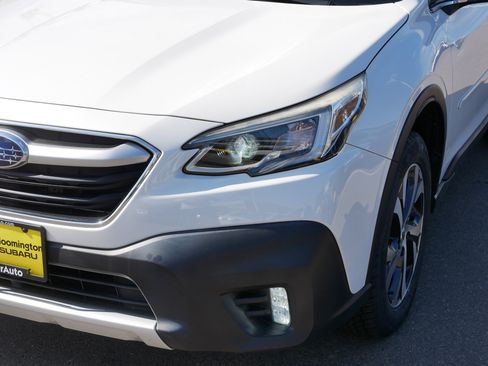 Used 2021 Subaru Outback Limited AWD/4WD image 16