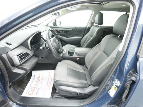 Used 2025 Subaru Outback Onyx Edition AWD/4WD image 14