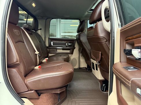 Used 2018 RAM 3500 Laramie Longhorn image 37