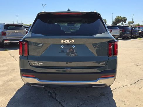 New 2026 Kia Sorento EX AWD/4WD image 7