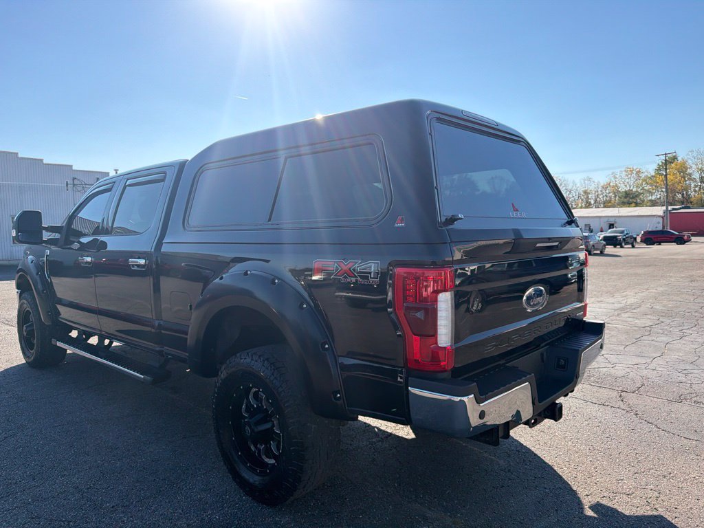 Used 2017 Ford F250 Lariat w/ Lariat Ultimate Package AWD/4WD image 5
