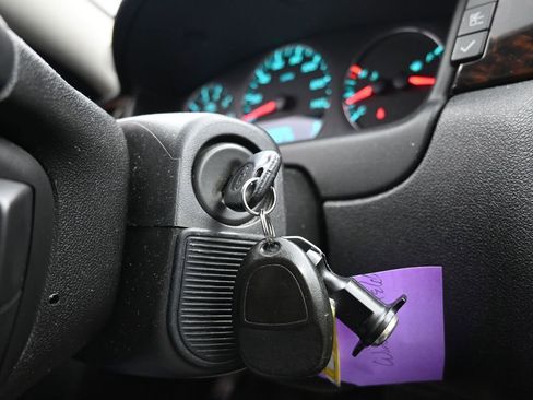 Used 2014 Chevrolet Impala LTZ image 20