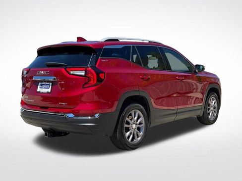 Used 2023 GMC Terrain SLT AWD/4WD image 4