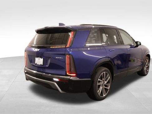 New 2026 Cadillac Vistiq Sport image 2