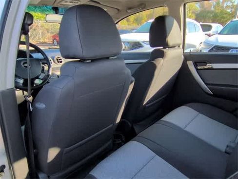 Used 2011 Chevrolet Aveo5 LT w/ Power and Convenience Package image 19