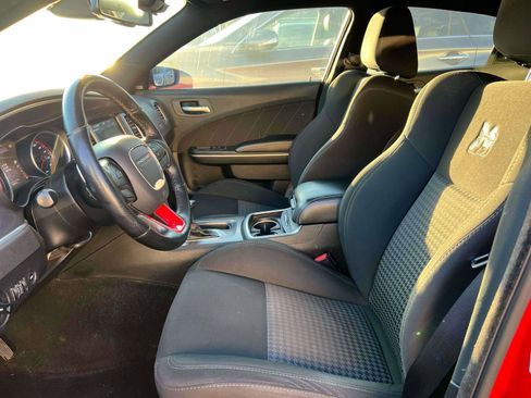 Used 2020 Dodge Charger Scat Pack RWD image 19