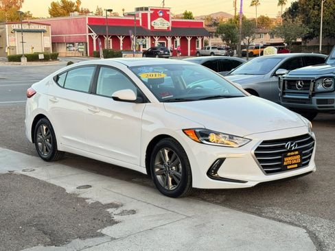 Used 2018 Hyundai Elantra Value Edition w/ Cargo Package FWD image 2