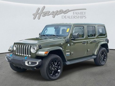 Used 2022 Jeep Wrangler Unlimited Sahara w/ Cold Weather Group image 1
