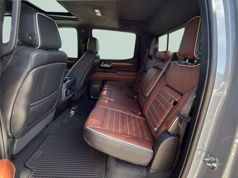 Used 2025 GMC Sierra 1500 Denali Ultimate image 16