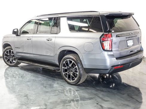Certified 2021 Chevrolet Suburban RST w/ Luxury Package AWD/4WD image 9