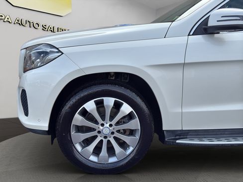 Used 2017 Mercedes-Benz GLS 450 4MATIC image 22