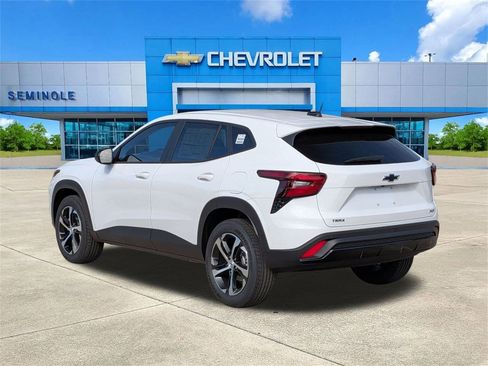 New 2026 Chevrolet Trax RS w/ Sunroof Package image 3