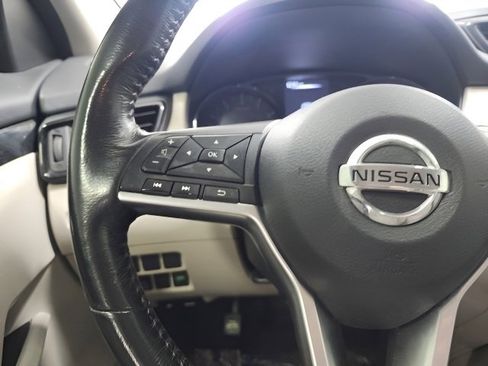 Used 2018 Nissan Rogue Sport SV w/ SV All-Weather Package image 28