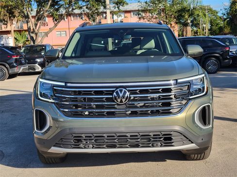 New 2026 Volkswagen Atlas SE image 2