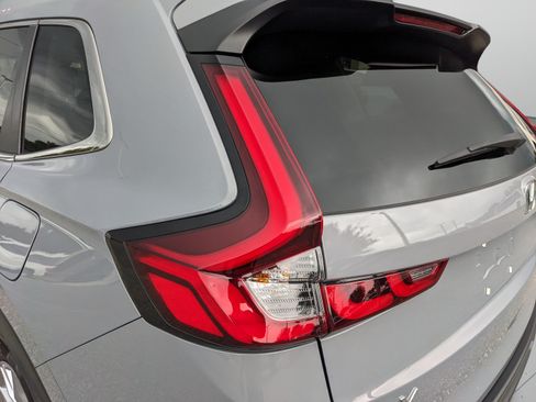 Used 2025 Honda CR-V EX image 40