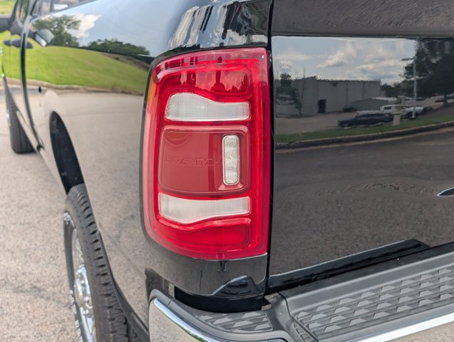 Used 2024 RAM 2500 Tradesman w/ Towing Technology Group AWD/4WD image 9
