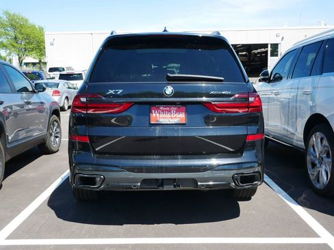 Used 2020 BMW X7 xDrive40i w/ M Sport Package AWD/4WD image 6