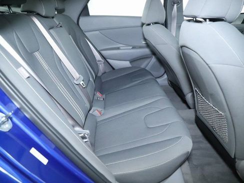 Certified 2024 Hyundai Elantra SEL w/ Convenience Package image 31