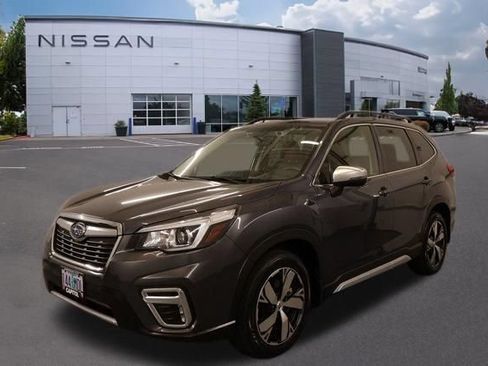 Used 2020 Subaru Forester Touring AWD/4WD image 6