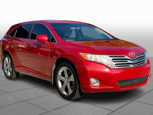 Used 2010 Toyota Venza image 2