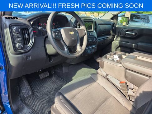 Used 2025 Chevrolet Silverado 1500 Custom AWD/4WD image 9
