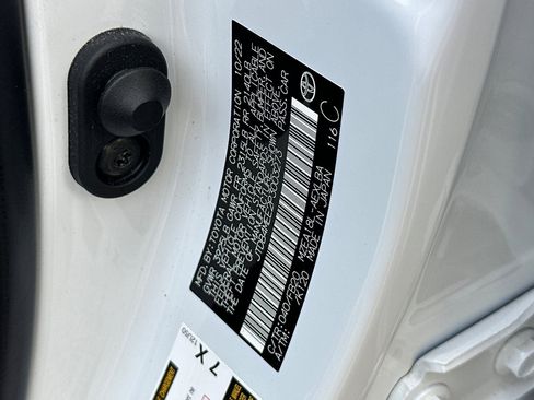 Used 2023 Toyota Corolla LE image 26