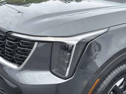 Used 2024 Kia Sorento S FWD image 27