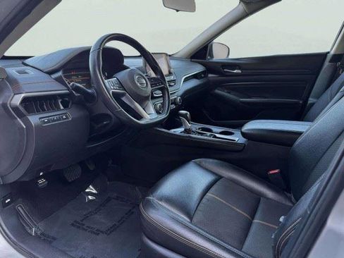 Used 2021 Nissan Altima 2.5 SR FWD image 16